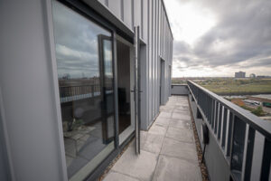 MW - 1-Bed - Balcony 3
