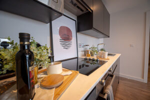 MW - 1-Bed - Kitchen 3