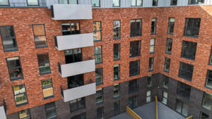 MW - Exterior 9